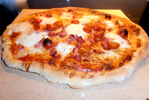 pizza cuite sur pierre